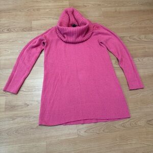 H&M Vibrant Pink Turtleneck Sweater